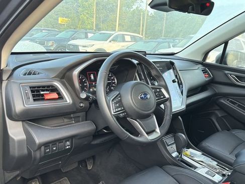 Used 2023 Subaru Ascent Limited w/ Technology Package AWD/4WD image 10