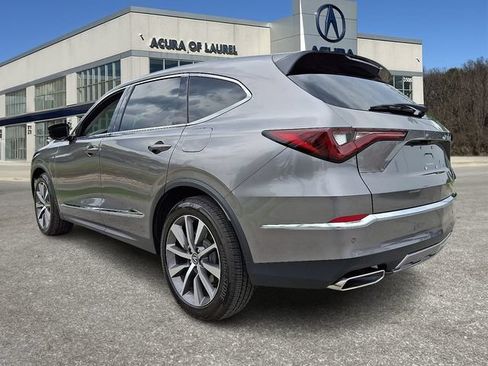 Used 2025 Acura MDX SH-AWD w/ Technology Package image 3
