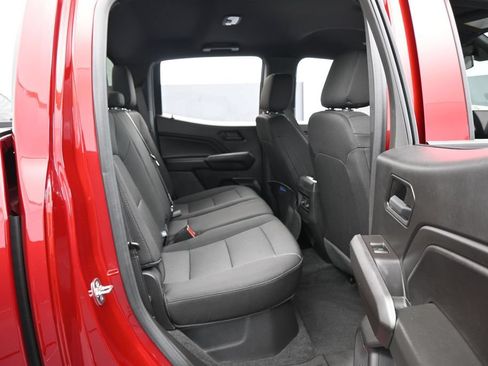 Used 2026 Chevrolet Colorado W/T w/ WT Custom Package RWD image 31