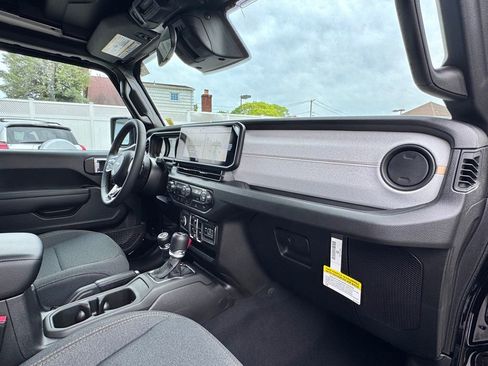 New 2026 Jeep Wrangler Unlimited Sport AWD/4WD image 17
