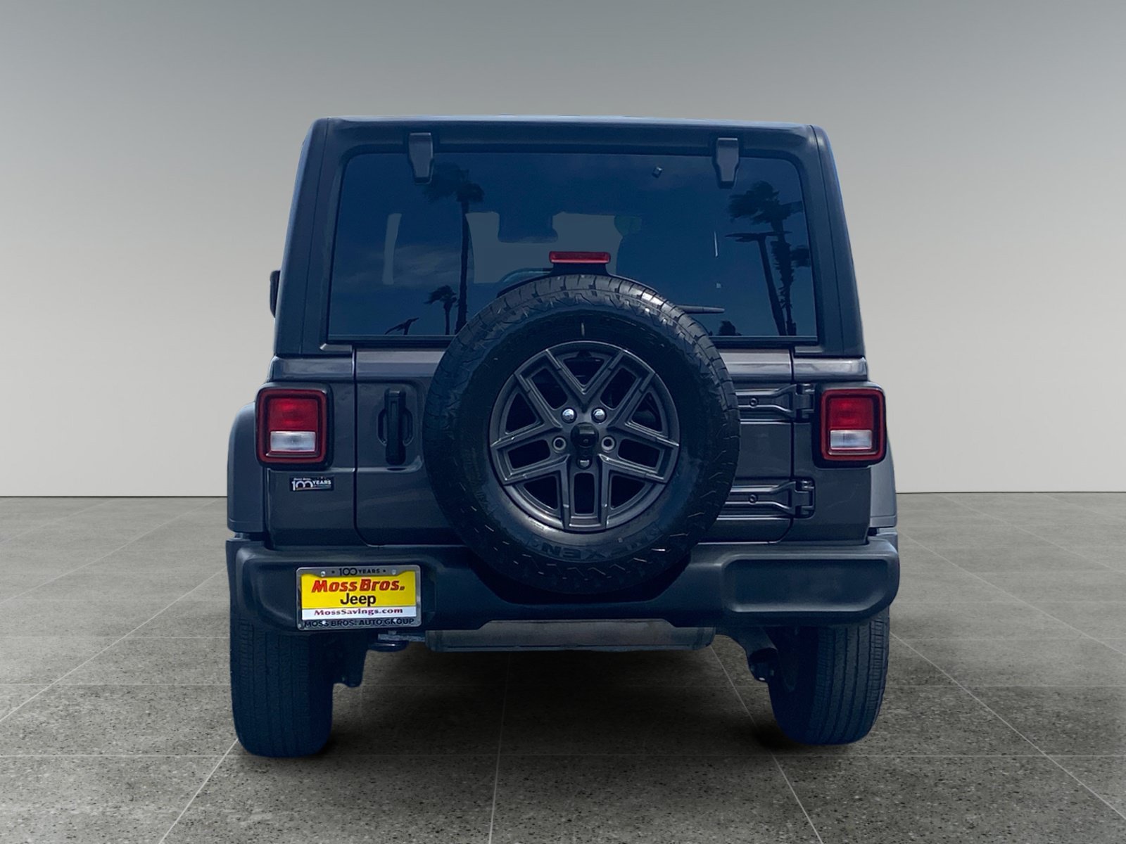 Used 2024 Jeep Wrangler Unlimited Sport AWD/4WD image 4