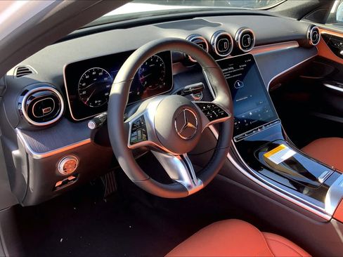 Used 2025 Mercedes-Benz C 300 4MATIC Sedan image 10