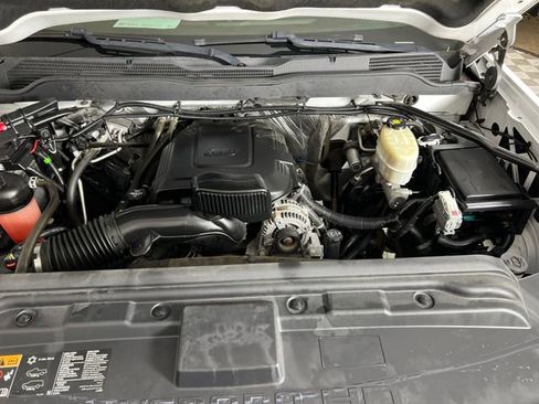 Used 2017 Chevrolet Silverado 2500 LT w/ LT Convenience Package image 21