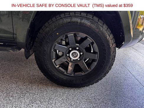 Certified 2022 Toyota 4Runner Trail Special Edition AWD/4WD image 13