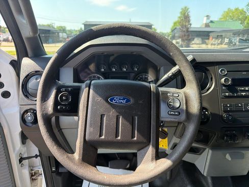 Used 2016 Ford F350 XL w/ Power Equipment Group AWD/4WD image 10