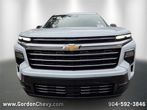 New 2026 Chevrolet Traverse High Country image 11