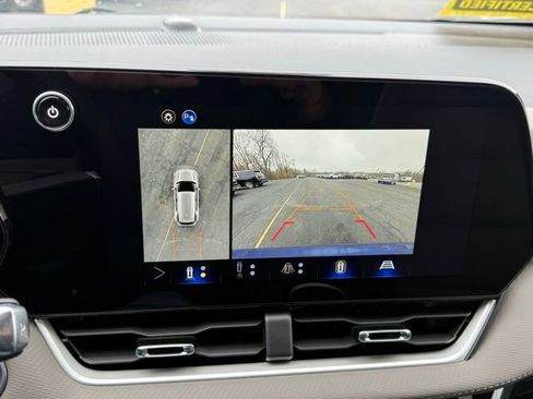 New 2026 Chevrolet Equinox LT w/ Convenience Package II AWD/4WD image 31