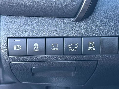 Used 2020 Toyota Camry XSE image 21