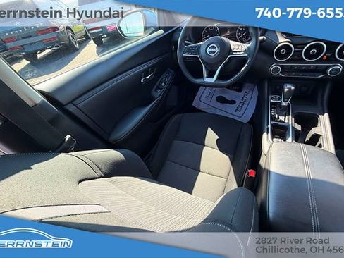 Used 2024 Nissan Sentra SV FWD image 12