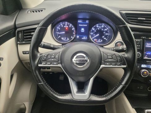 Used 2022 Nissan Rogue Sport SV image 22