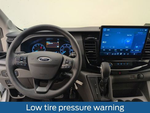 Certified 2025 Ford Transit 350 XLT image 29