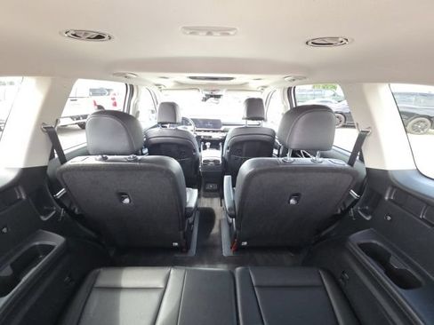 Used 2024 Kia Telluride S w/ S Sunroof Package FWD image 13