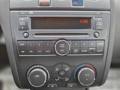 Used 2012 Nissan Altima 2.5 S w/ 20th Anniversary Pkg image 22