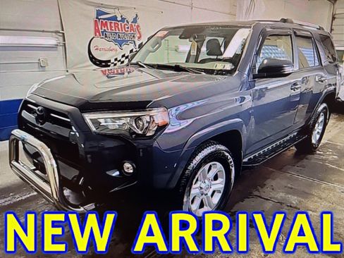 Used 2024 Toyota 4Runner SR5 Premium image 1