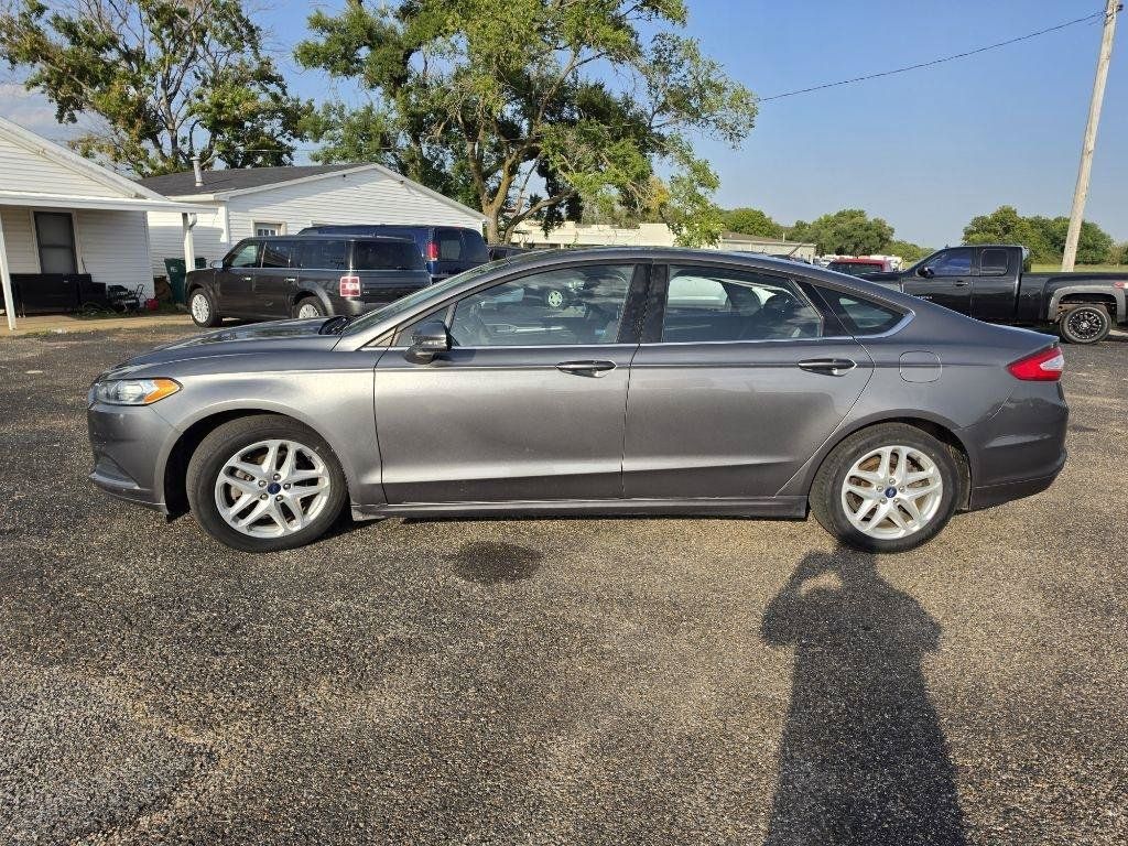 Used 2014 Ford Fusion SE FWD image 10