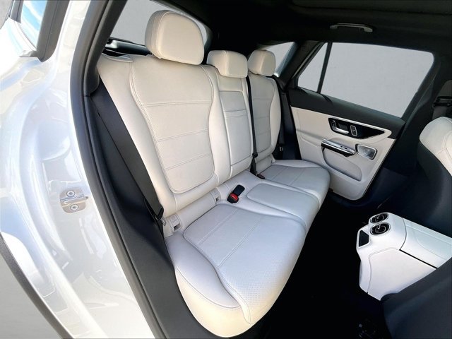 New 2027 Mercedes-Benz GLC 300 image 29