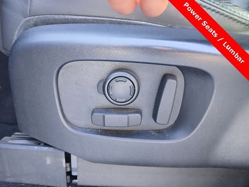 Used 2017 Land Rover Discovery HSE Luxury image 17