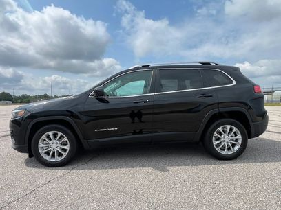 Used 2019 Jeep Cherokee Latitude Plus