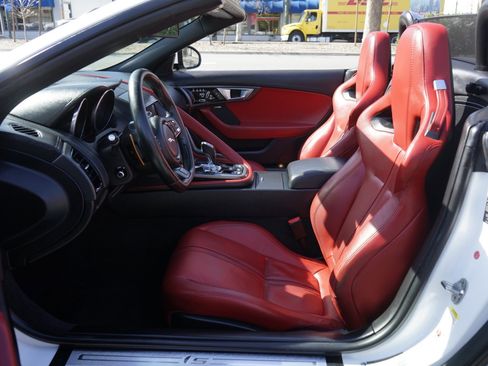 Used 2017 Jaguar F-TYPE S image 13