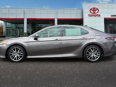 Certified 2023 Toyota Camry XLE w/ Navigation Package FWD image 7