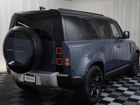 Used 2025 Land Rover Defender 110 S AWD/4WD image 18