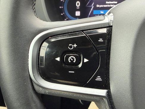 Certified 2024 Volvo XC60 B5 Plus w/ Protection Package Premier image 18