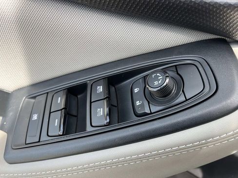 Certified 2023 Subaru Forester Premium AWD/4WD image 29