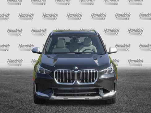 Used 2024 BMW X1 xDrive28i w/ Convenience Package AWD/4WD image 3