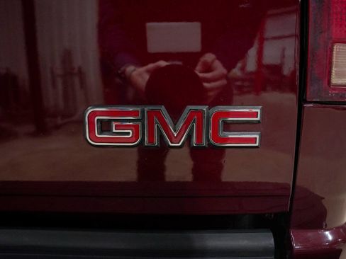 Used 1998 GMC Sierra 1500 2WD Extended Cab w/ Imagemax Pkg image 24