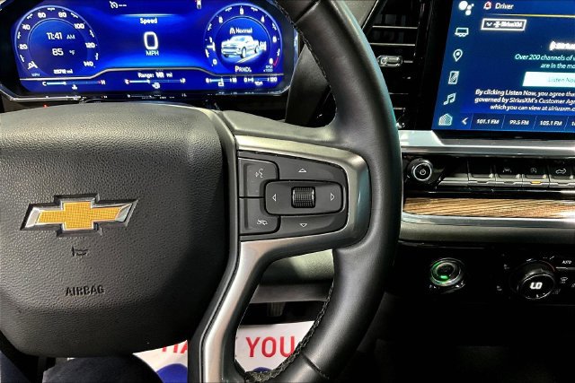 Used 2023 Chevrolet Silverado 1500 LT AWD/4WD image 13