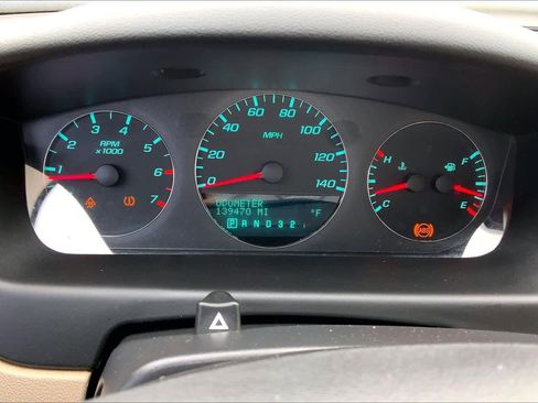 Used 2011 Chevrolet Impala LT image 25