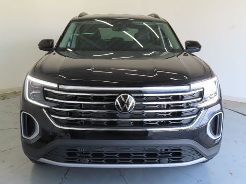 New 2026 Volkswagen Atlas SE image 10
