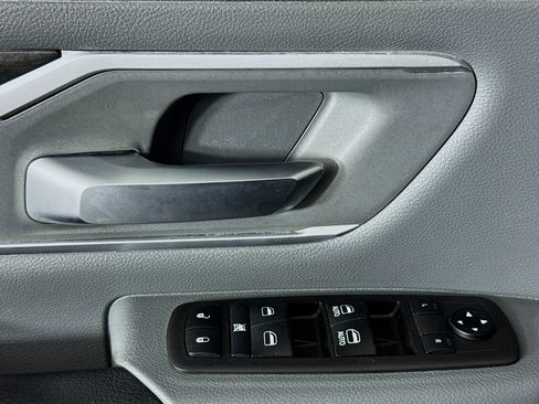 Used 2021 RAM 1500 Big Horn image 23