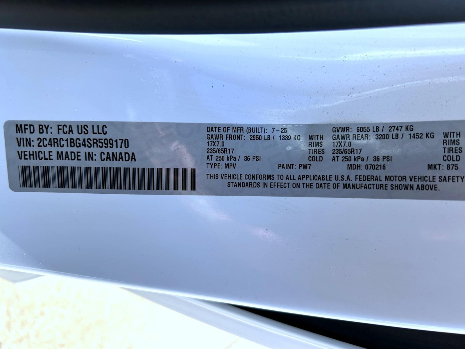 Used 2025 Chrysler Pacifica Select FWD image 25