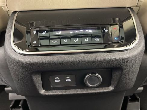 New 2026 Nissan Armada Platinum image 46