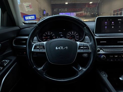 Used 2022 Kia Telluride EX w/ EX Premium Package AWD/4WD image 42