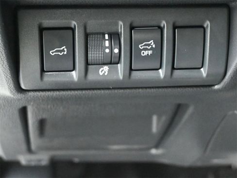 Used 2024 Subaru Outback Onyx Edition image 6