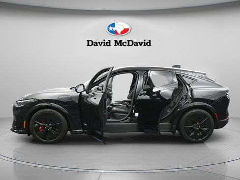 Used 2025 Ford Mustang Mach-E GT AWD/4WD image 43