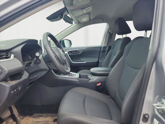 Certified 2023 Toyota RAV4 LE AWD/4WD image 10