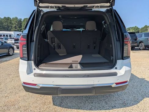 New 2026 Chevrolet Suburban LS w/ Max Trailering Package AWD/4WD image 29