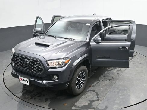 Used 2023 Toyota Tacoma TRD Sport image 52