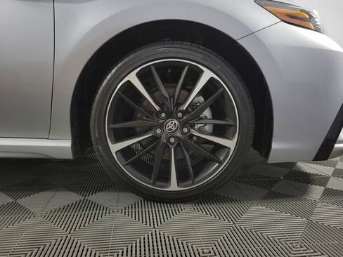 Used 2024 Toyota Camry XSE FWD image 11