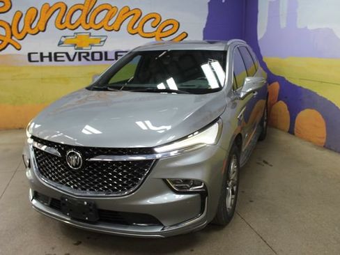 Used 2023 Buick Enclave Avenir w/ Avenir Technology Package AWD/4WD image 4