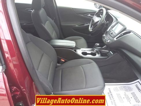 Used 2016 Chevrolet Malibu LT FWD image 40