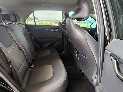 Used 2024 Kia Niro LX FWD image 21