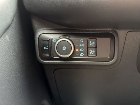 Certified 2025 Ford Explorer ST-Line image 28