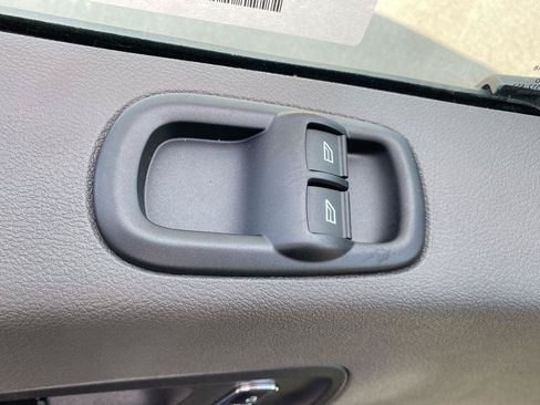 New 2025 Ford Transit 150 Low Roof RWD image 32