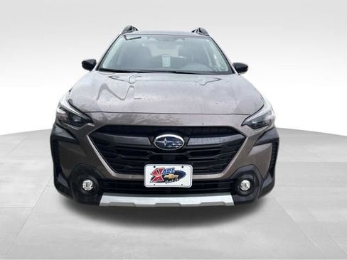 Used 2024 Subaru Outback Limited AWD/4WD image 2