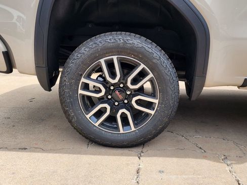 New 2026 GMC Sierra 1500 AT4 w/ AT4 Premium Package AWD/4WD image 52