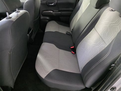 Used 2022 Toyota Tacoma SR5 image 15